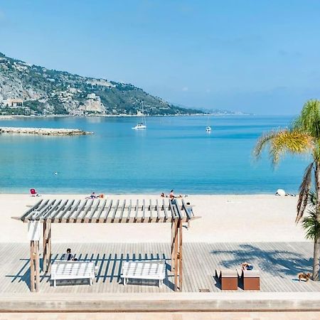Superbe Studio Avec Terrasse En Front De Mer Ментона Экстерьер фото